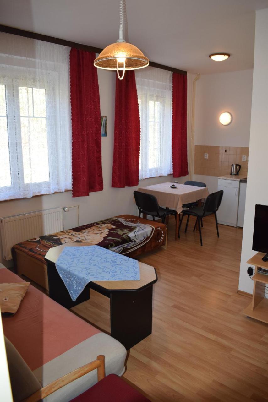 Penzion Ve Starem Krame 147 Srbská Kamenice Exterior photo